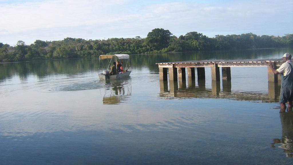 Seachange Lodge Port Vila Exterior foto